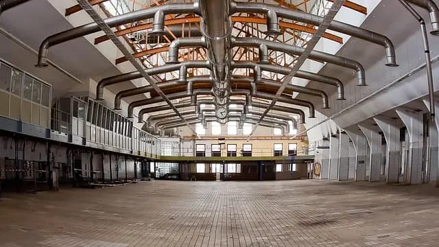 Éclairage industriel efficace : Guide d'achat budget