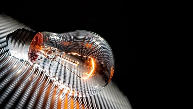 Éclairage industriel efficace : Guide d'achat budget