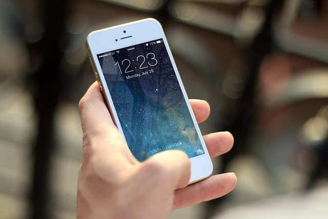 Smartphone für Kinder – Kaufratgeber und Vergleich